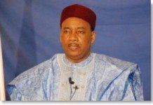Le président nigérien Mahamadou Issoufou fait le ménage dans son parti