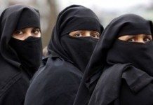 Le Congrès Musulman Canadien jette burqa et niqab aux orties