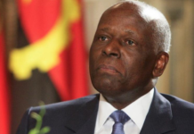 Angola: Dos Santos à la manoeuvre