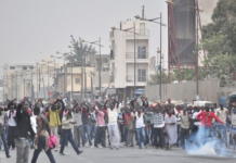 Sénégal, les universités s’embrasent