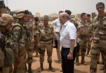 Pour Le Drian, ce sera l’Afrique plutôt que le Canada