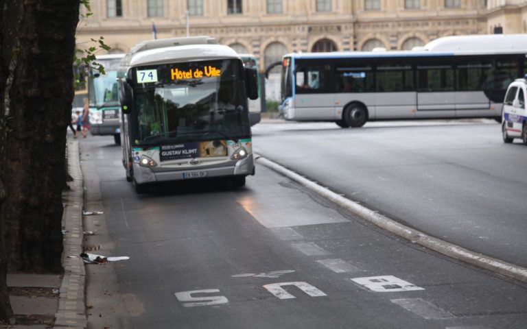 La minijupe "laïque", le bus parisien et l'islamophobie revendiquée