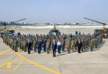 Kaîs Saied flatte l’armée et rassure ses alliés