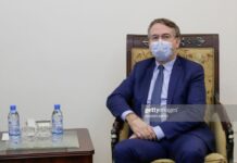 Le discret déplacement du conseiller Maghreb d’Emmanuel Macron en Libye