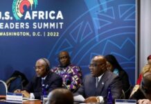 Les Etats-Unis surfent sur les échecs de la France en Afrique