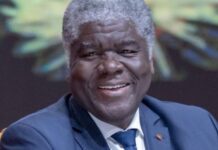Robert Beugré Mambé, nouveau Premier ministre ivoirien, chausse les crampons