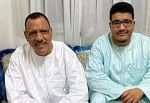 Niger : le fils du président Bazoum libéré Mohamed Bazoum avec son fils Salem