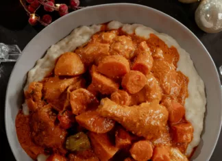 Saveurs Africaines : Zoom sur le Maffé Cuisses de poulet avec de la sauce à la cacahouète (maffé ou mafé)