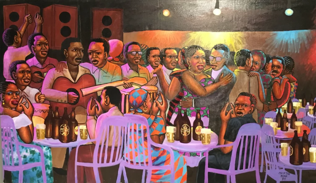 Dans un cabaret, des musiciens de rumba congolaise et des couples qui dansent