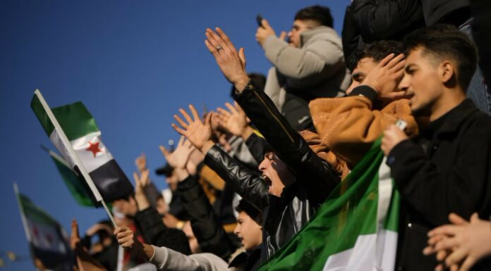 Le nouveau régime syrien condamné à coopérer avec la société civile