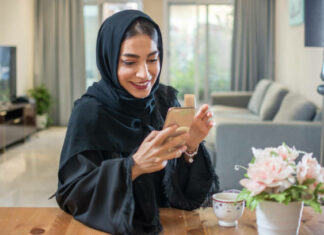 Le smartphone émancipe et espionne à la fois les Séoudiennes