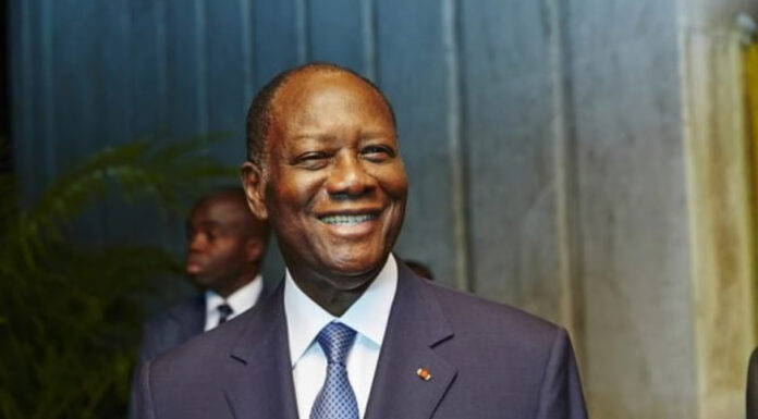 Présidentielle ivoirienne, le président Ouattara remporte la première manche