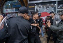 Des centaines de blessés dans des manifestations au Maroc