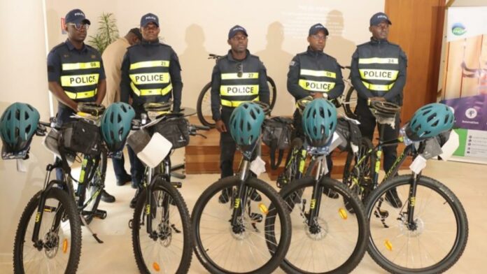 Gabon-Gabonmediatime_VTT_Police-nationale