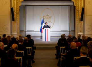 Macron légitime un retour militaire discret de la France en Afrique