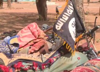 Les kamikazes de l’aéroport de Niamey ciblaient les drones