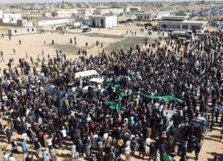 Une foule monstre pour les obsèques du fils de Kadhafi