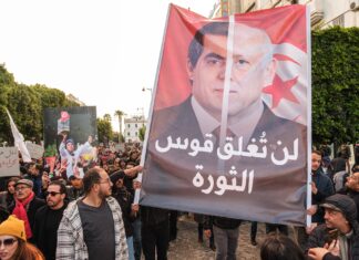 De Ben Ali à Kaïs Saïed, plus de différences que de continuité