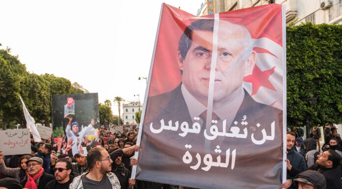 De Ben Ali à Kaïs Saïed, plus de différences que de continuité