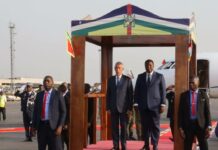 Centrafrique: un Président sous tutelle
