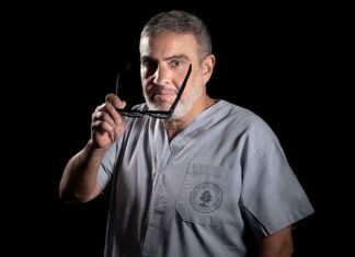 De Gaza au Liban, Ghassan Abu Sittah soigne sous les bombes