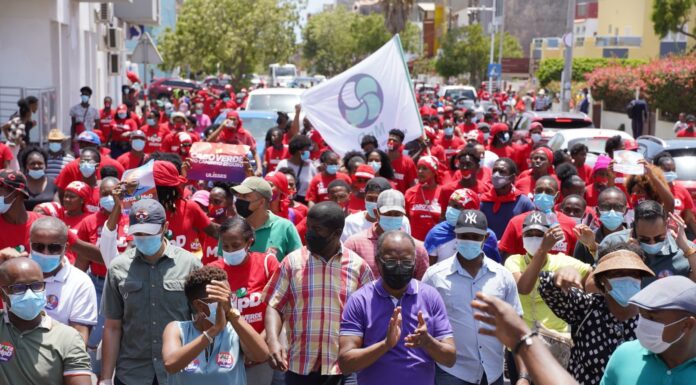 Afrique : « la démocratie n’est incompatible qu’avec les dictateurs »