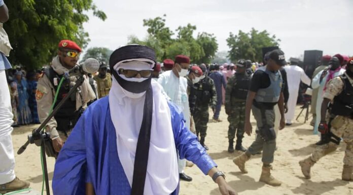 Paris, base arrière d’un groupe touareg nigérien